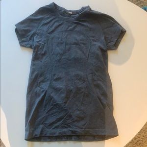 Lululemon workout top